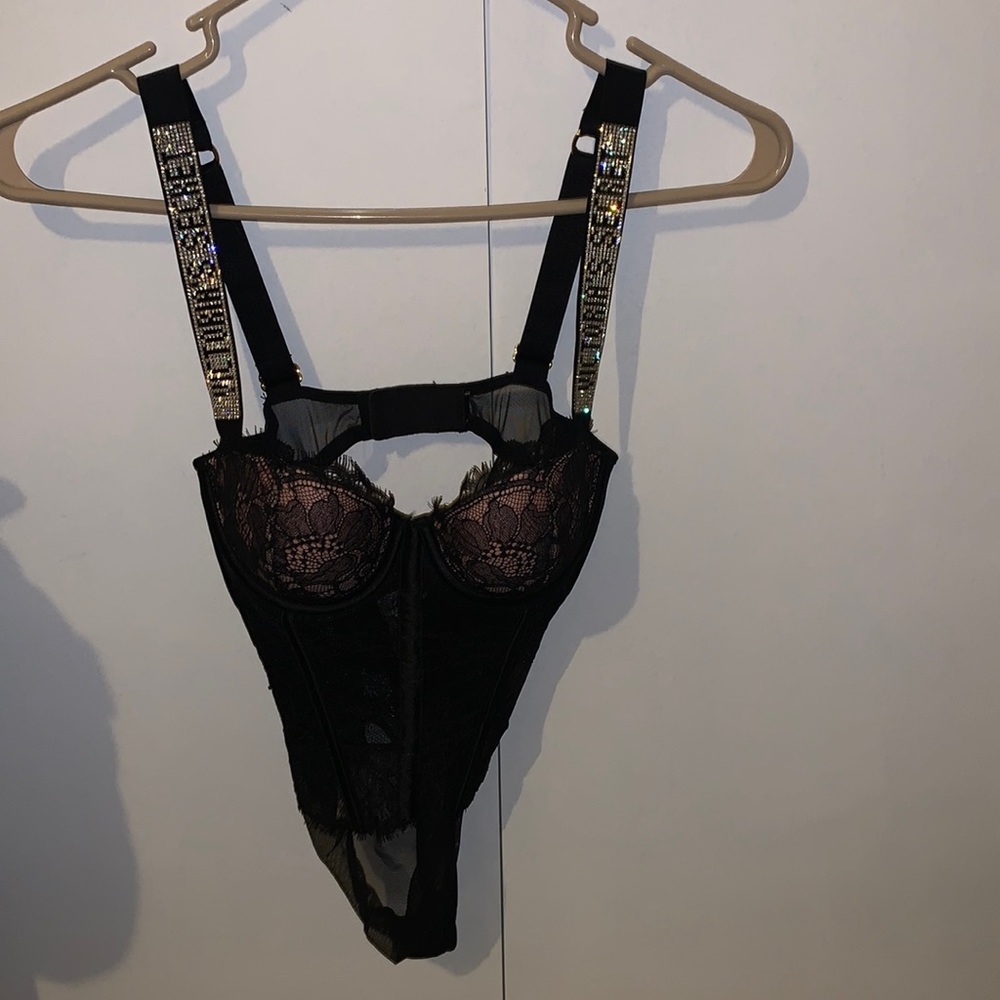 NEVER WORN VS Bodysuit